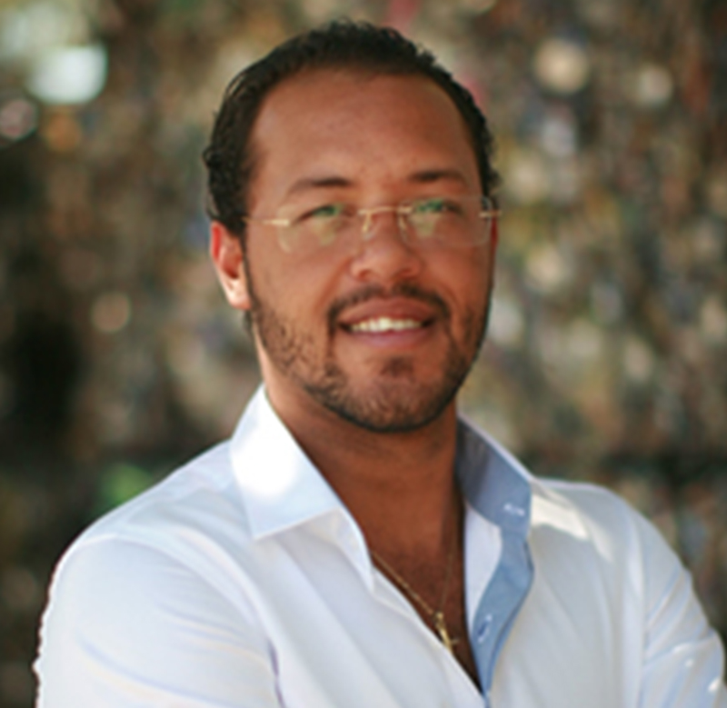 Saving Our Planet One Bottle At A Time – w/Edouard Carrie